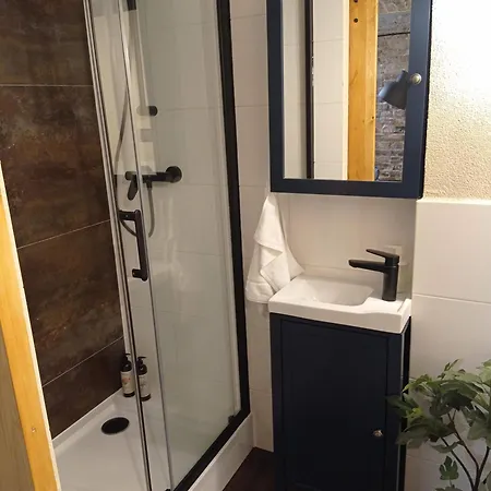 Przytulne 5 Z Parkingiem Appartement *